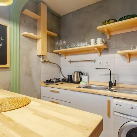 Pleasant Flat Near Taksim Square In Beyoglu *